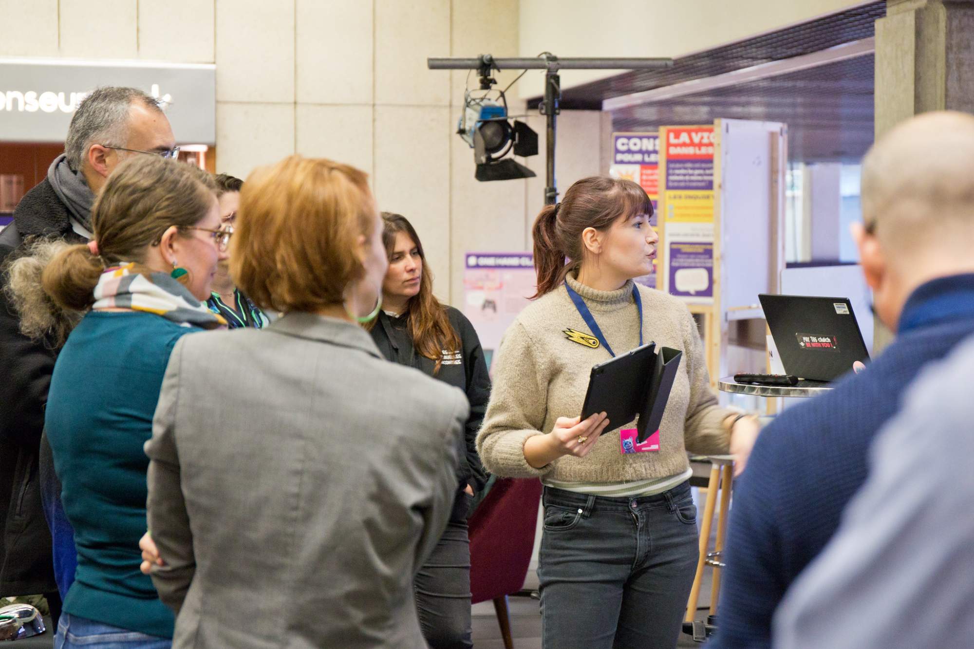 Formation: Accompagner les parents à gérer les usages numériques de leurs enfants Formation: Accompagner les parents à gérer les usages numériques de leurs enfants